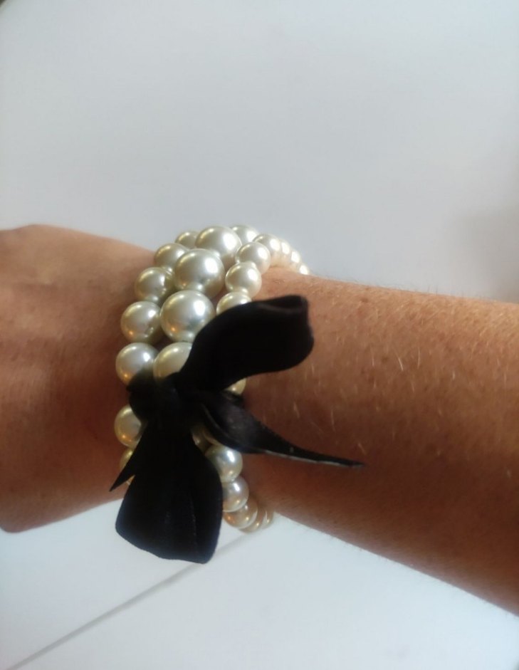 Claire's marka 3 sıra inci bileklik - Görsel 3