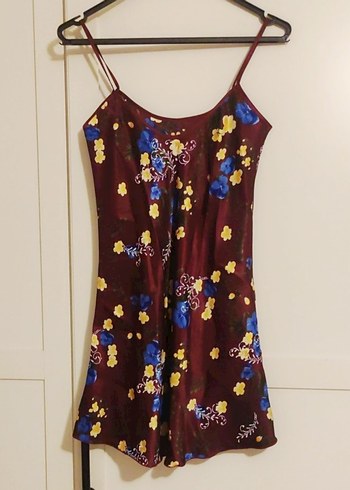 Bordo Çiçek Desenli Askılı Midi Gecelik - Görsel 2