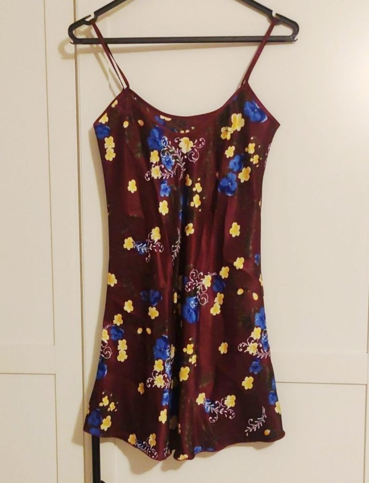 Bordo Çiçek Desenli Askılı Midi Gecelik - Görsel 2