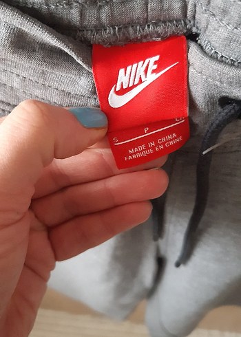 Nike Rahat Kesim Şort - Görsel 4