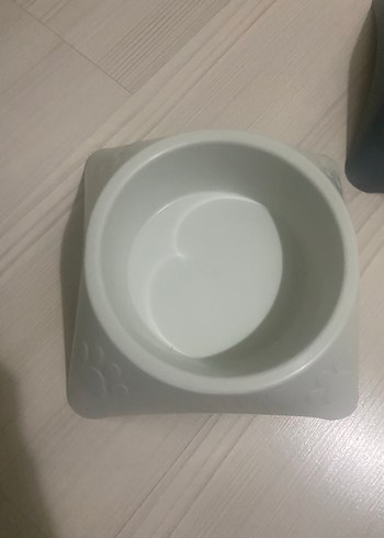 Beyaz ve Gri Silikon Evcil Hayvan Mama Kabı 2 tane - Görsel 2