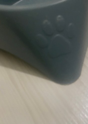 Beyaz ve Gri Silikon Evcil Hayvan Mama Kabı 2 tane - Görsel 7