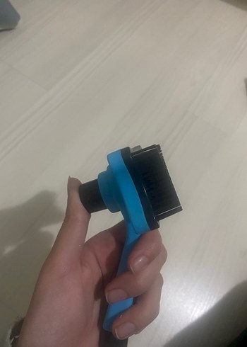 Plastik Kedi Ve Köpek Tüy Toplayıcı Basmalı Tarak Kaşıma Fırçası - Görsel 2