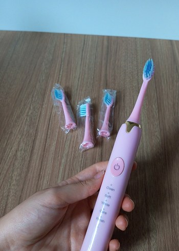 Pembe Elektrikli Diş Fırçası ve Yedek Başlıklar - Görsel 2