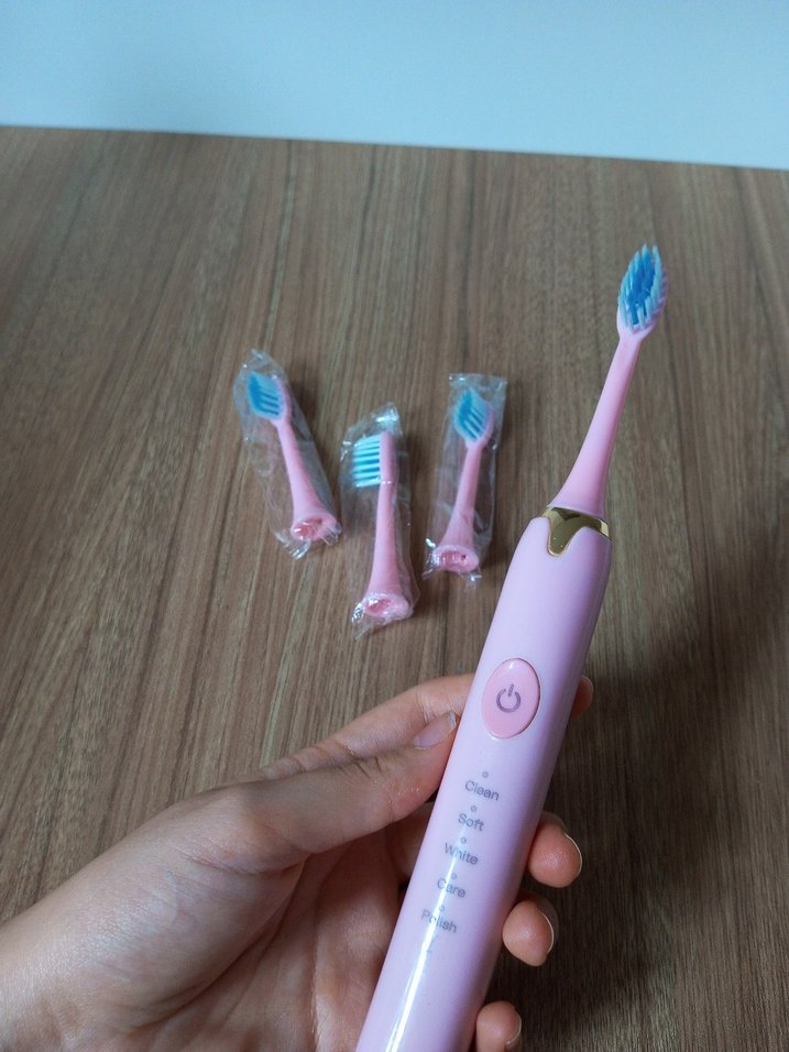 Pembe Elektrikli Diş Fırçası ve Yedek Başlıklar - Görsel 2