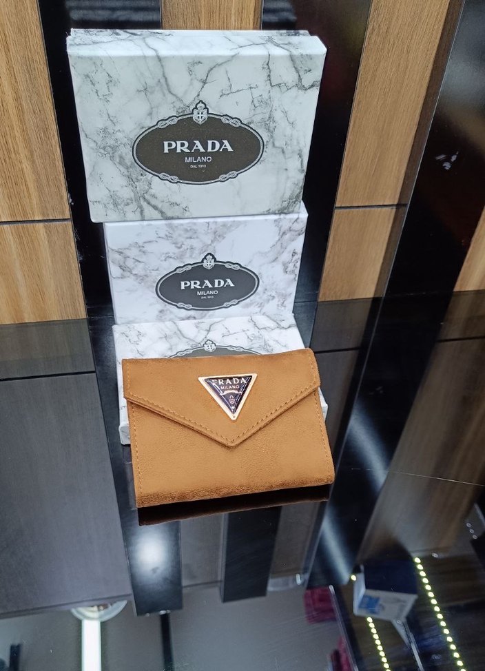 Kırmızı Prada Süet Kadın Cüzdan - Görsel 3