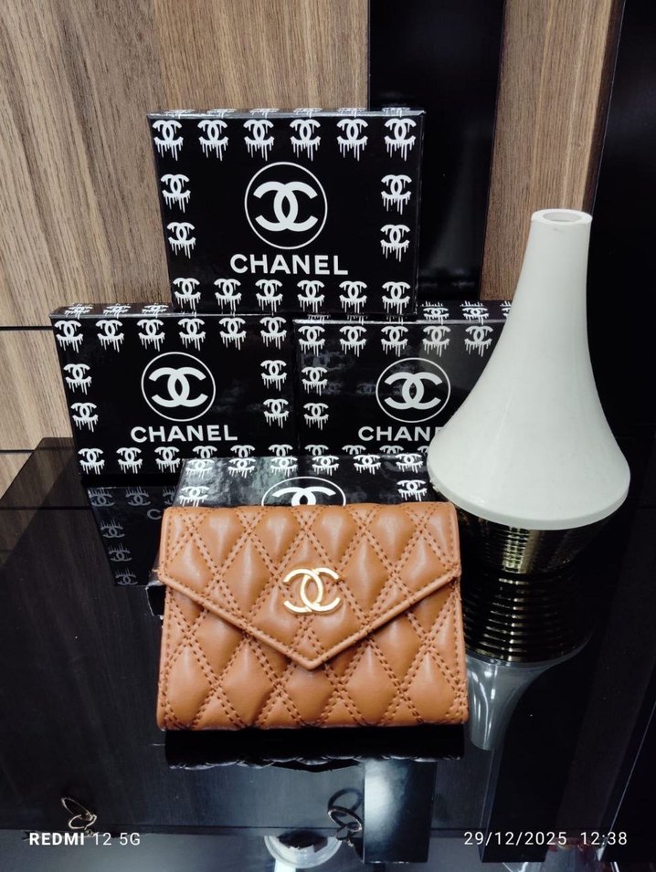 Parlak Siyah Chanel Deri Kadın Çanta - Görsel 4