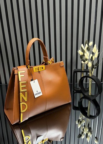 Fendi Kahverengi Deri Kadın Çanta - Görsel 5