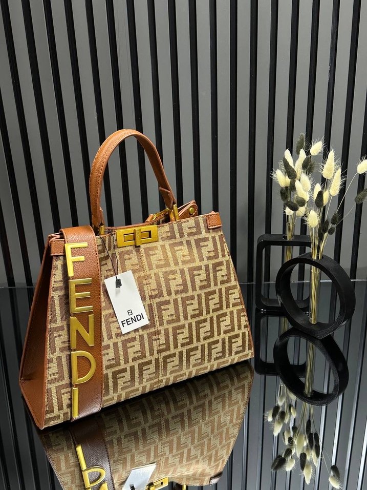 Fendi Kahverengi Deri Kadın Çanta - Görsel 3