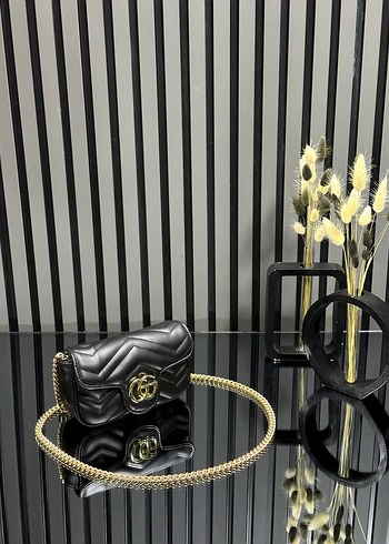 Zincir Detaylı Siyah Kadın Deri Çanta - Görsel 3