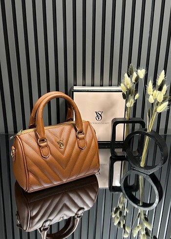 Beyaz Deri Yılan Desenli Tokalı Kadın Çanta - Görsel 8