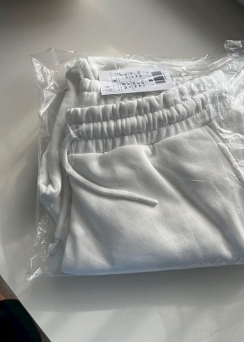 Üç iplik Şardonlu beyaz erkek eşortman altı tüm bedenler mevcut - Görsel 3