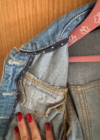 Düğmeli Mavi Denim Ceket - Görsel 3