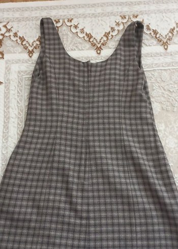 Gri Kareli Midi Kolsuz Elbise - Görsel 3