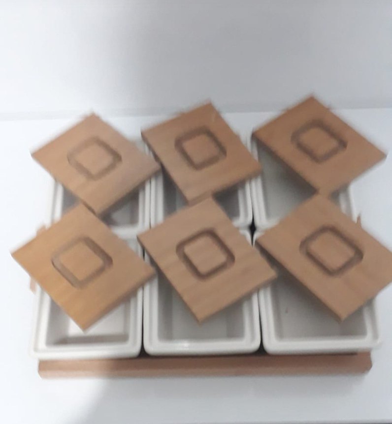 Bej ve beyaz Kapaklı 6'lı Saklama Kabı Seti - Görsel 2