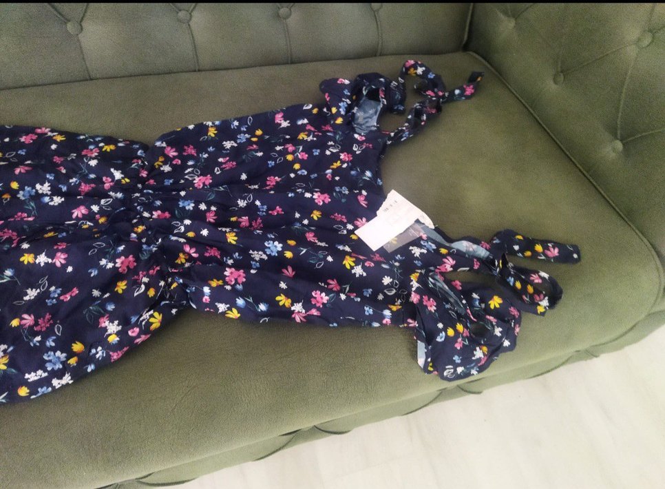 Çiçek Desenli Kadın Tulum V Yaka - Görsel 2