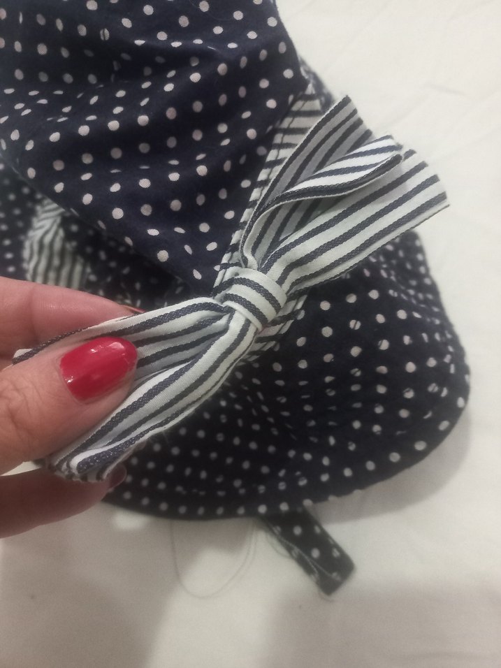 Puantiye Desenli Fırfırlı Çocuk Şapkası - Görsel 2