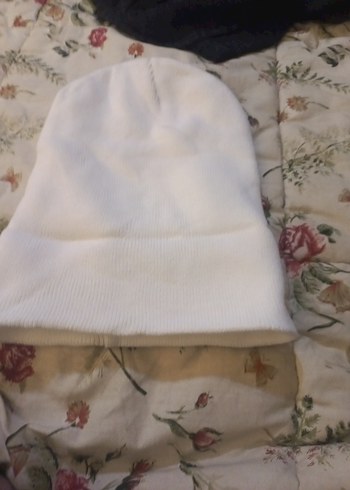 Beyaz Kadın Örgü Bere - Görsel 2