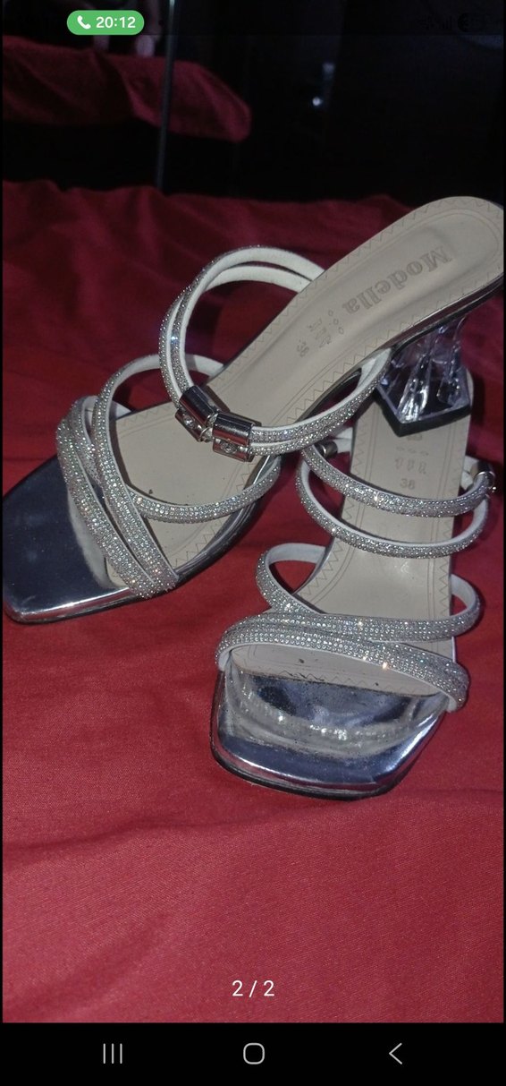 Gri Parlak Topuklu Kadın Ayakkabı - Görsel 2