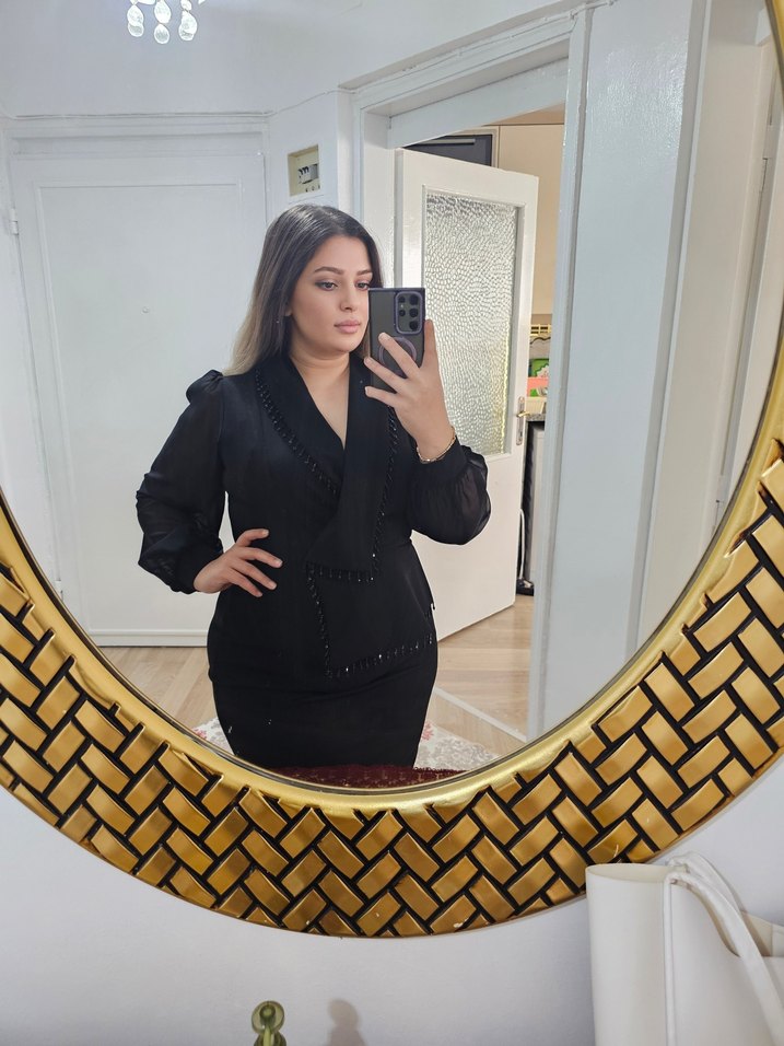 Siyah boncuk detaylı abiye elbise - Görsel 2