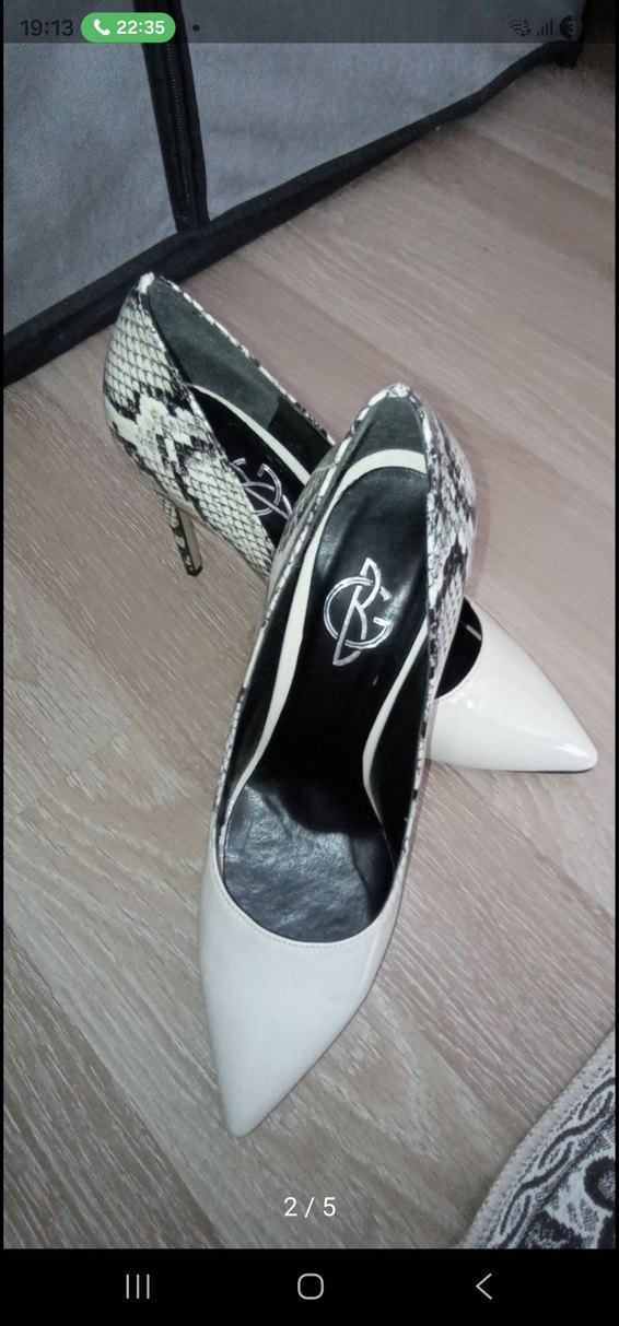 Beyaz Yılan Desenli Stiletto - Görsel 2