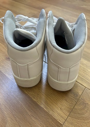 Beyaz Bağcıklı Kadın Spor Ayakkabı - Görsel 5