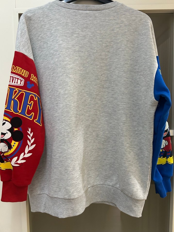 Mickey Baskılı Gri Kadın Sweatshirt - Görsel 3
