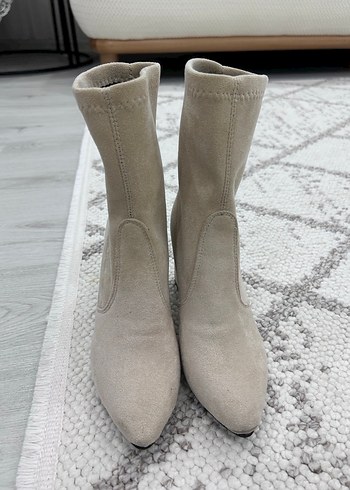 Bej Süet Blok Topuklu Bot - Görsel 2