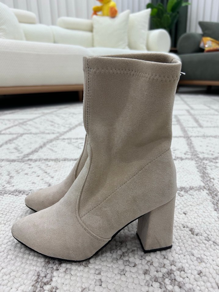 Bej Süet  Blok Topuklu Bot - Görsel 3