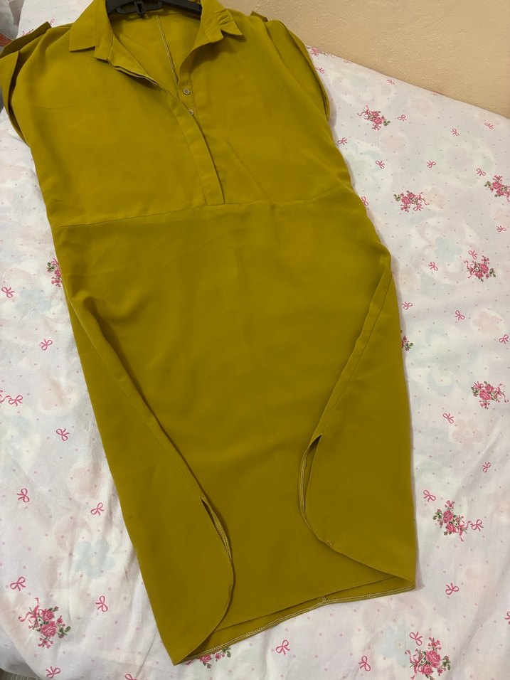 Sarı Düğmeli Kadın Elbise - Görsel 4