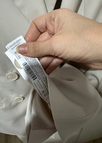 Düğmeli Bej Deri Kolsuz Midi ceket - Görsel 5