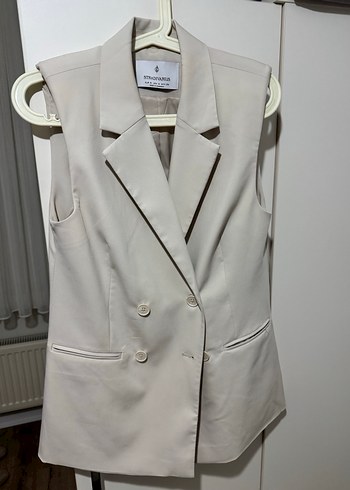 Düğmeli Bej Deri Kolsuz Midi ceket - Görsel 3