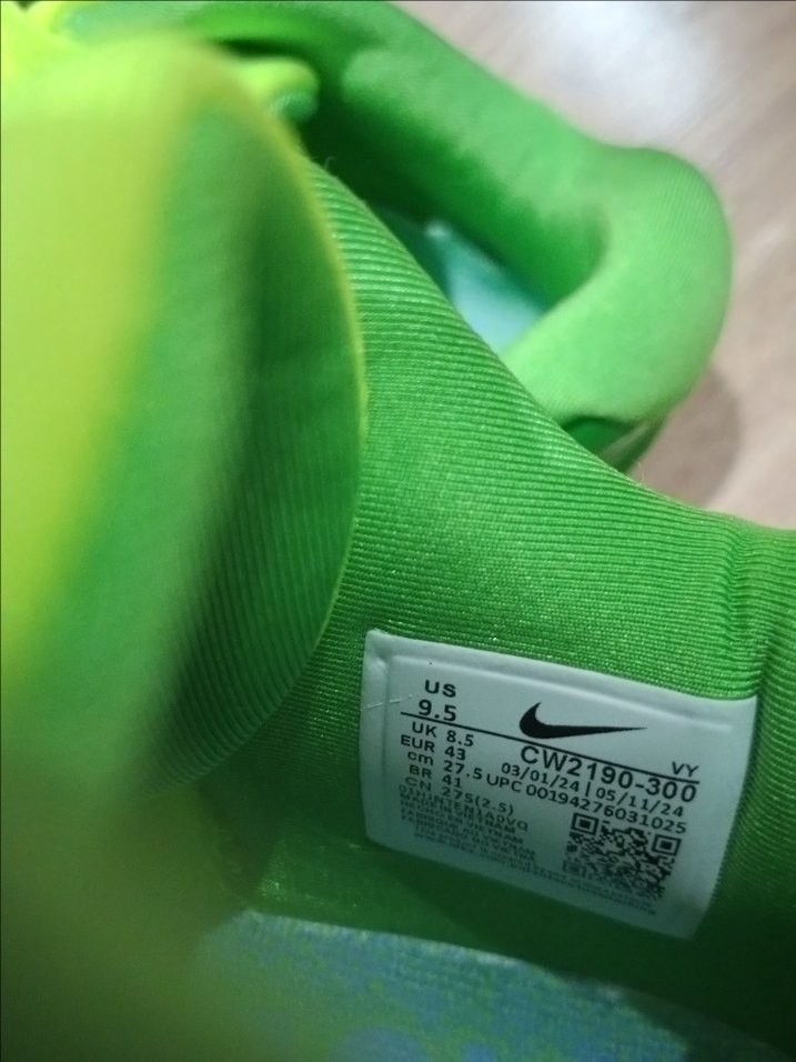 Nike Kobe 6 Protro Grinch Basketbol Ayakkabısı - Görsel 4