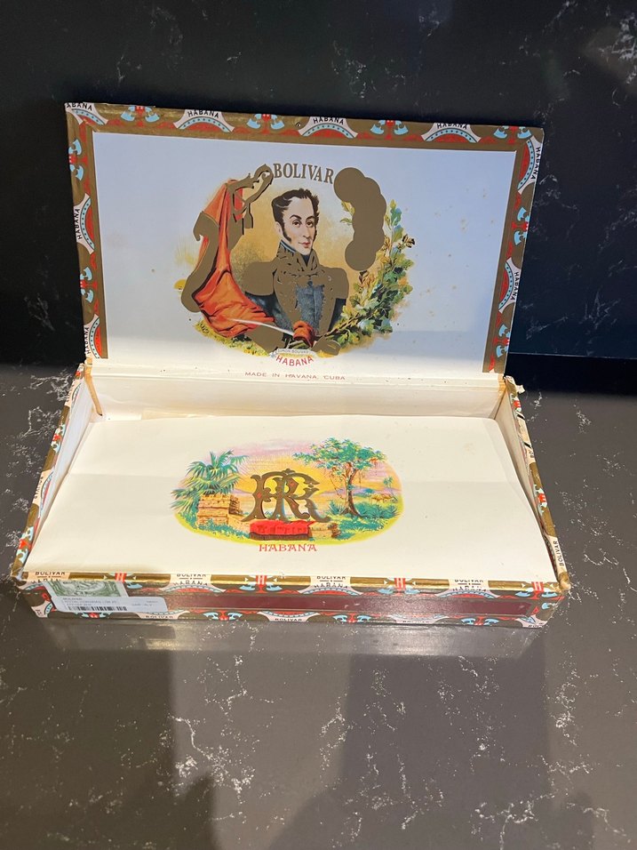 Bolívar puro kutusu - Görsel 2