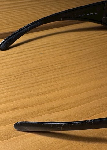 vintage prada linea rossa güneş gözlüğü - Görsel 4