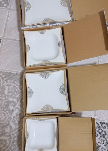 golt Desenli Beyaz Kare Tabak Seti - Görsel 2