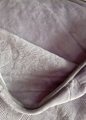 Gri Nakışlı Nevresim Takımı - Görsel 11