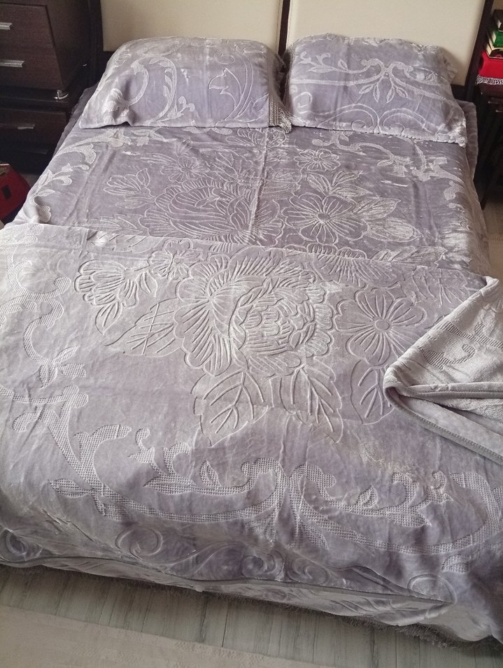 Gri Nakışlı Nevresim Takımı - Görsel 3