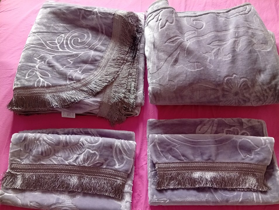 Gri Nakışlı Nevresim Takımı - Görsel 2