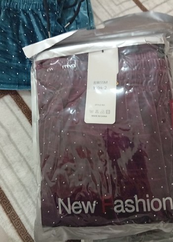 Parlak Mavi Bol Paça Kadın Pantolon - Görsel 7