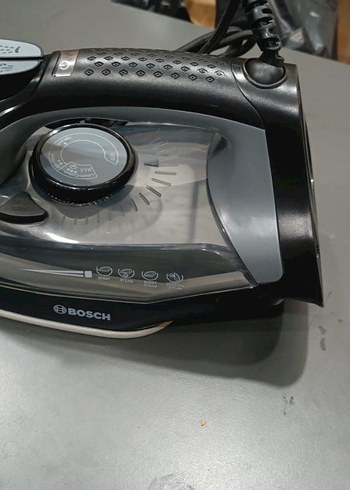 Bosch SI-3088 Siyah Buharlı Ütü 2800W - Görsel 2