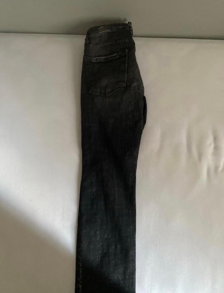 Dsquared2 yırtıl pantolon - Görsel 3