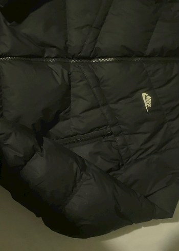 Sıfır ayarında nike mont - Görsel 3