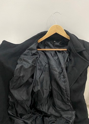 Siyah Uzun Kaban - Görsel 3