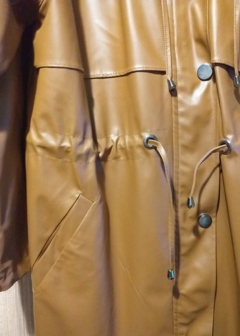 Kahverengi Uzun Deri Kadın Yağmurluk - Görsel 4