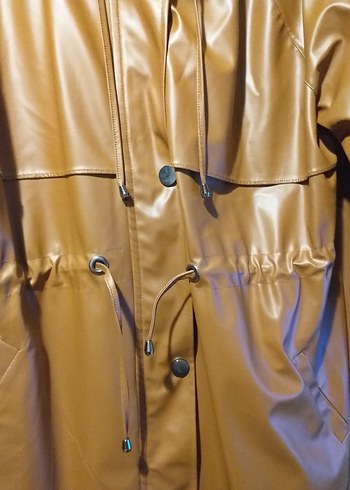 Kahverengi Uzun Deri Kadın Yağmurluk - Görsel 3