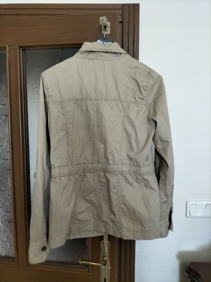 Bej Kemerli Kadın Ceket - Görsel 2