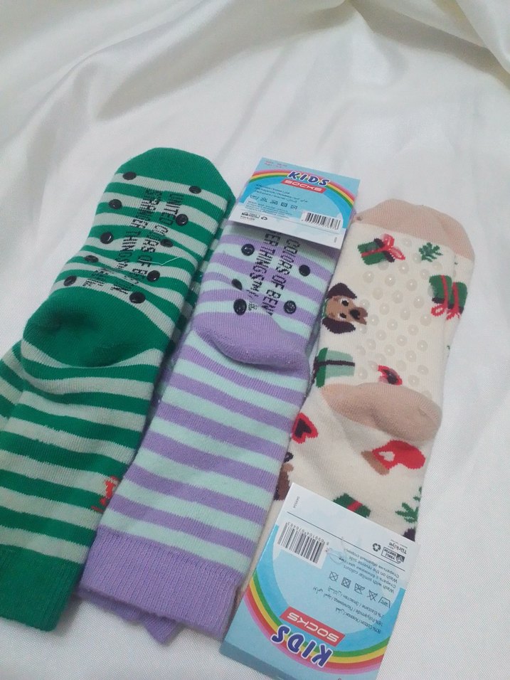 3 Çift KAYMAZ TABANLI ÇOCUK ÇORABI - Görsel 2