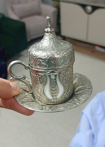 Gümüş Renkli İşlemeli Kahve Fincan Takımı - Görsel 2