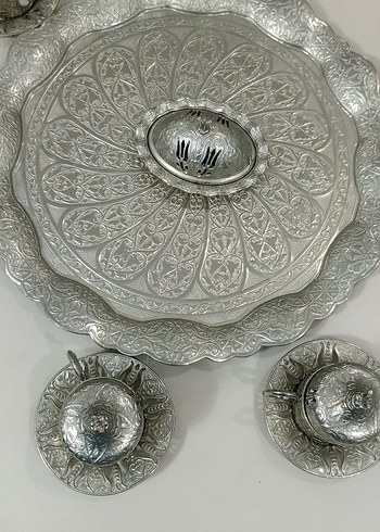 Gümüş Renkli İşlemeli Kahve Fincan Takımı - Görsel 6